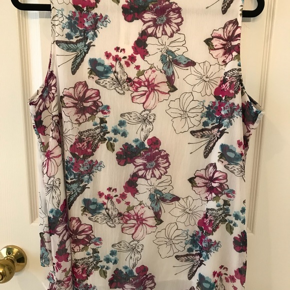 Summer top - Picture 2 of 3